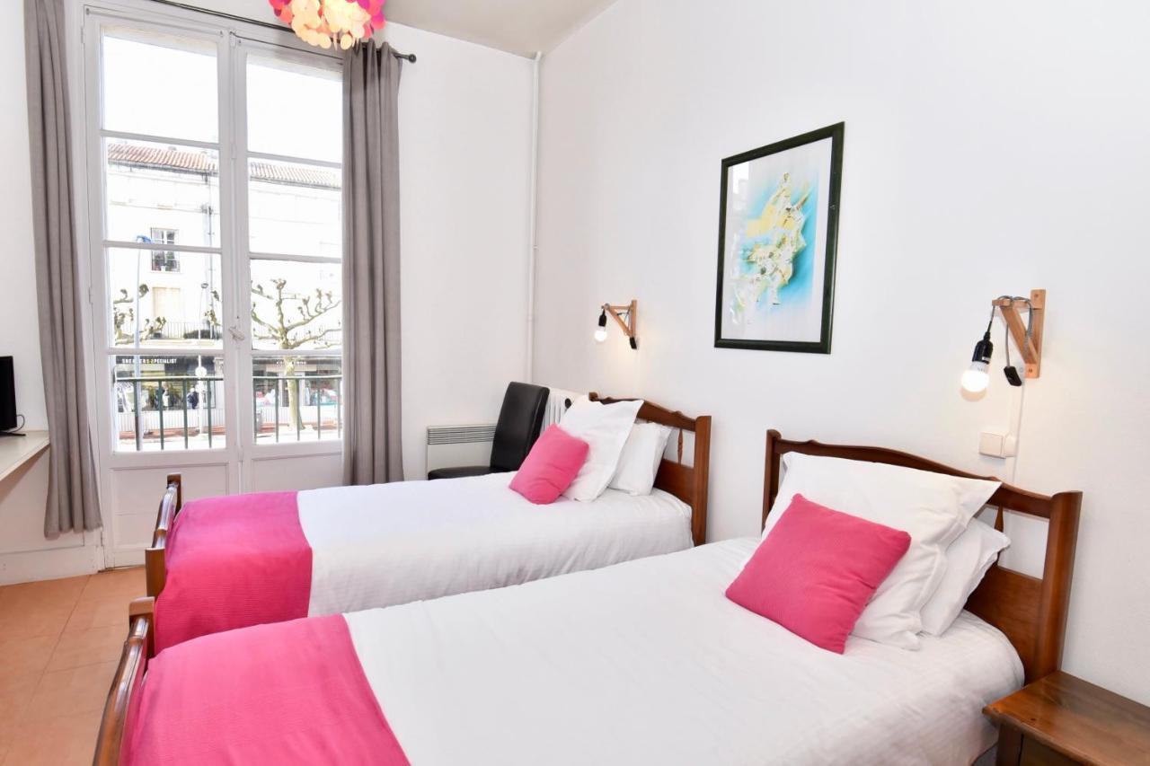 Abacus Hotel 로양 외부 사진