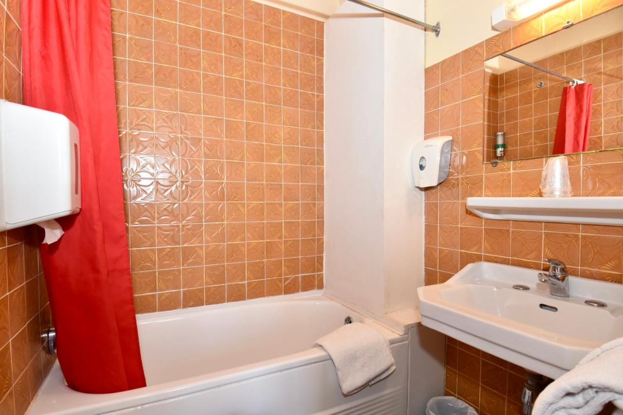 Abacus Hotel 로양 외부 사진