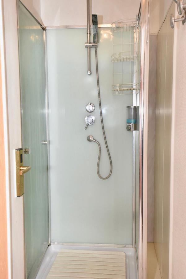 Abacus Hotel 로양 외부 사진